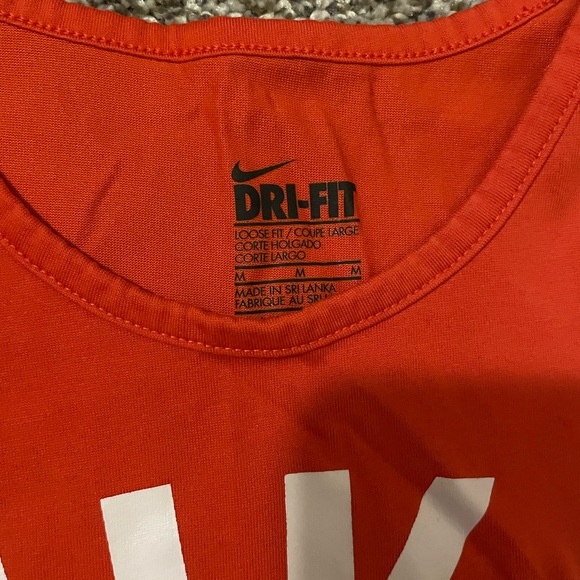 Women’s Nike Workout Tank Tops LOT - Picture 5 of 12